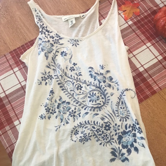 H&M Tank Top - Picture 1 of 2